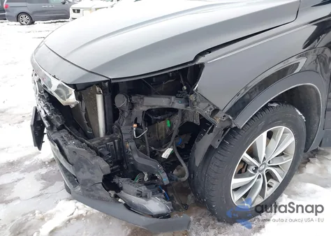 2019 Hyundai Santa Fe Limited z USA, uszkodzony, nr VIN 5NMS53AD5KH011897